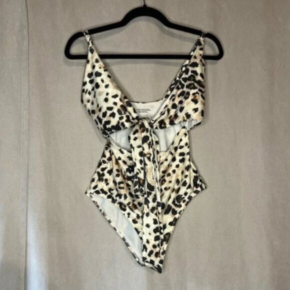 Aerie One Piece Swimsuit with Cutouts and Full Coverage - Small in Leopard Print - Picture 2 of 10